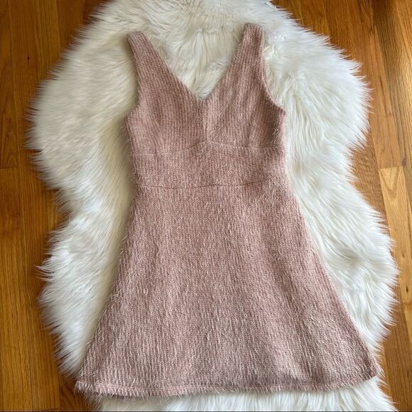 Juniors Vylette Pink Dress Size Medium - Picture 1 of 7